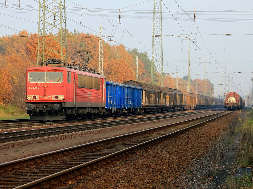 05. November 2011, 155 130-8 mit einem G�terzug durchf�hrt Diedersdorf