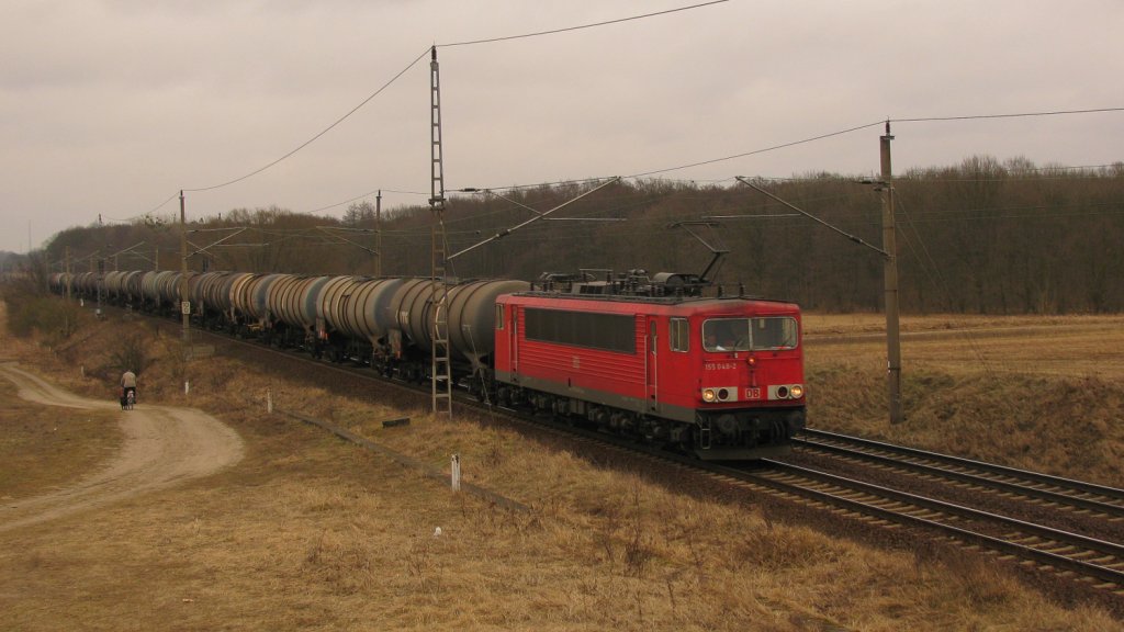 155 048-8 mit einem Kesselzug Richtung Saarmund, Gr��e ! 05.03.2011