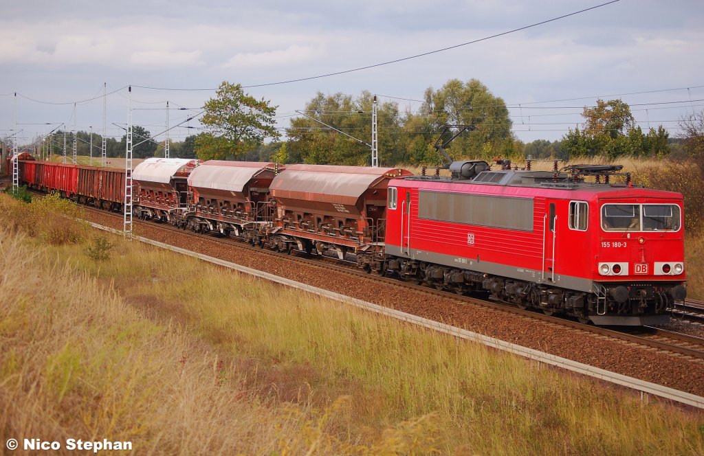 155 180-3 mit Fzt 53118 (Hennigsdorf - Seddin) am B� 72 bei Priort (25.09.09)