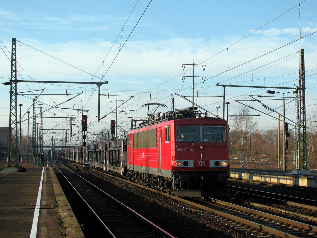 155 206-6 erreicht am 5.12.2009 ebenfalls Berlin Sch�nefeld.