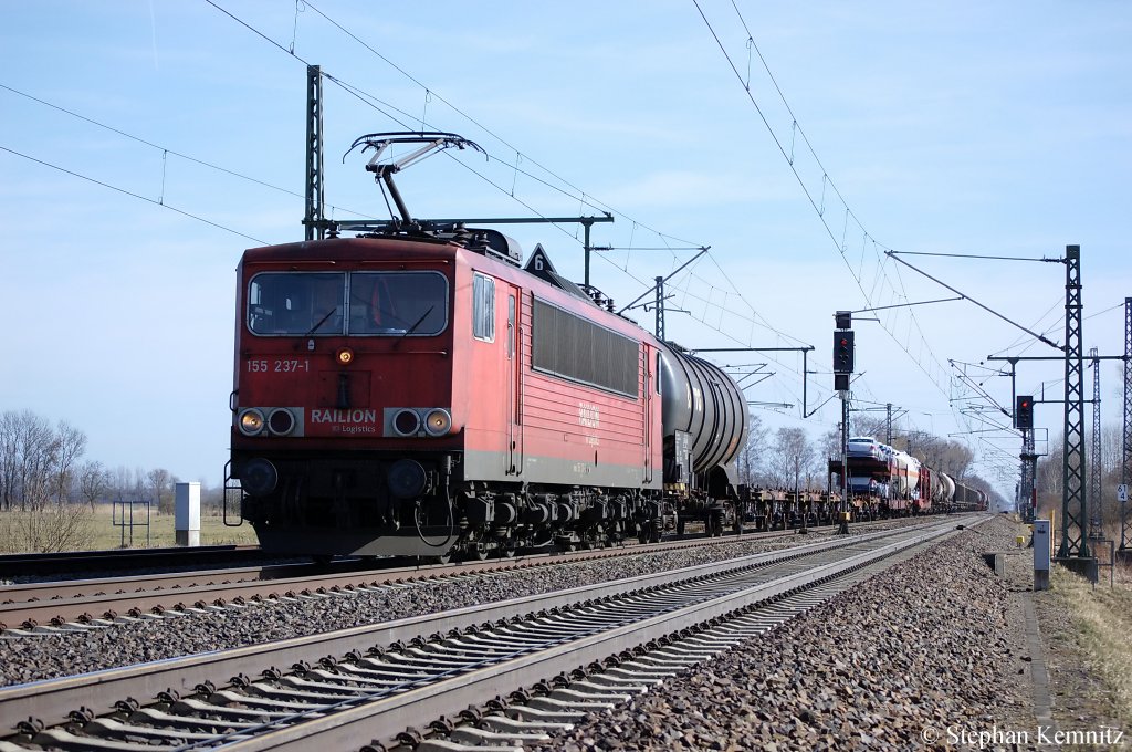 155 237-1 mit gemischten G�terzug in Friesack(Mark) in Richtung Neustadt(Dosse). 23.03.2011