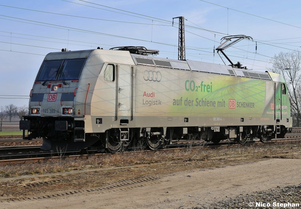 185 389-4 mit ihrer Audi-Werbung kommt von Gro�beeren nach Seddin zur�ck,Saarmund (23.03.11)