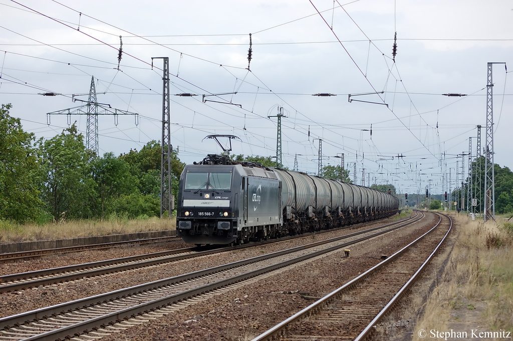 185 566-7 MRCE im Dienst f�r CFL Cargo mit einem Benzol Kesselzug in Saarmund. 20.07.2011