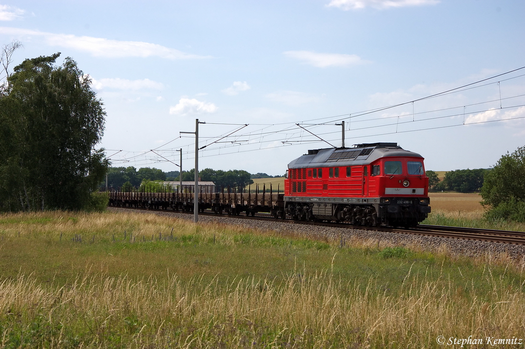 232 498-6 DB Schenker Rail Deutschland AG mit einem gemischtem G�terzug aus Brandenburg Altstadt bei Nennhausen und fuhr in Richtung Wustermark weiter. 29.06.2012