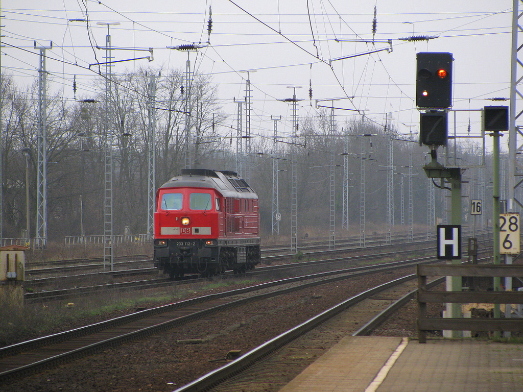 233 112-2 beim ausr�cken aus Seddin in Richtung Potsdam am 02.04. durch Michendorf.