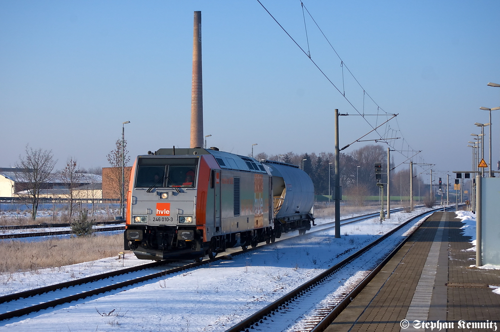 246 010-3 hvle - Havell�ndische Eisenbahn AG ex metronom Eisenbahngesellschaft mbH mit dem 53099 von Premnitz nach Wustermark Rbf in Rathenow. 06.02.2012