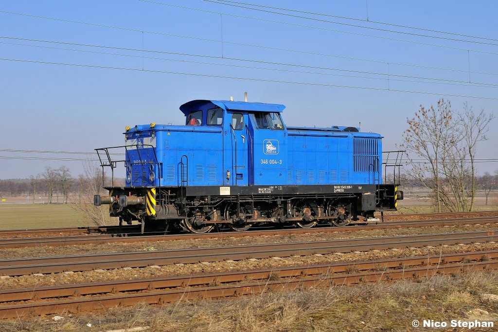 346 004-9 von der Press auf Solotour im Bahnhof Saarmund (01.03.11)