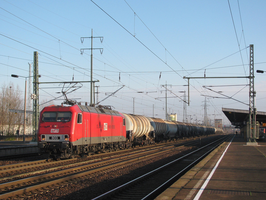 MEG 803 erfreute mich am 5.12. in Berlin Sch�nefeld auf Tour mit Hannes besonders.