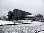 Blick auf den verschneiten Berliner Hbf.