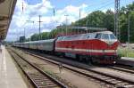 In Berlin Wannsee wurde die 119 158-4 ans Ende vom dem Sonderzug DPE 79863 geh�ngt. 25.06.2011
