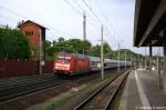 101 066-9 mit dem IC 2242 von Berlin Ostbahnhof nach M�nster(Westf)Hbf in Rathenow.