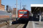 112 122 mit dem RE2 (RE 37383) nach K�nigs Wusterhausen in Rathenow.