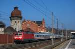 120 145-8 mit dem IC 1919 von Berlin S�dkreuz nach K�ln Hbf in Rathenow.