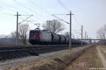 145 - CL 001 (145 081-6) von der Arcelor-Mittal mit Steinkohlenstaub Kesselzug zwischen Gro�wudicke und Rathenow in Richtung Rathenow unterwegs.