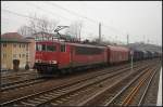 RAILION DB Logistics 155 265-2 ist mit einem gemischtem G�terzug unterwegs (gesehen Berlin K�penick 18.02.2011)