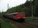 155 212-4 ohne Unternehmenszeichen mit einem Feiertagsg�terzug von Zagan Richtung Seddin am 2.Mai durch Bestensee.