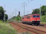 155 149-8 mit 155 222-3 (kalt) am Haken passiert Diedersdorf am 23.