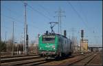 Solo ist das an ITL ausgeliehene  FRETchen  437024 gen S�den unterwegs (gesehen Berlin Sch�nefeld Flughafen 19.03.2011)