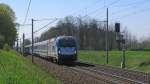 370 002 zog am 20.04.2011 den letzten BWE f�r uns Richtung Warschau an uns vorbei.