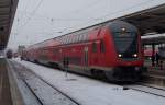 RE2 von Berlin Gesundbrunnen nach Cottbus �ber L�bbenau/Spreewald f�hrt hier gerade aus dem Bahnhof von Berlin Lichtenberg aus.