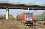 In Wustermark verl�sst die 112 189 mit ihrer nicht �blichen 3 Dostos Garnitur den Bahnhof Wustermark.