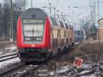 R�ckansicht des RE2 (RE 38168) von Cottbus nach Rathenow.