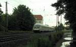 IC 2131  Ostfriesland  nach Cottbus von Emden Au�enhafen bei sehr bescheidenen Wetter in Bestensee mit 101 132-9 als Schublok am 22.06 um 19:12.