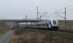Mit Steuerwagen kommt hier der InterConnex (X 68903) von Leipzig nach Warnem�nde durch Trebbin gefahren.