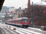 S Bahnerg�nzungsverkehr mit den, von mir nicht gemochten N-Wagen am 16.01.2010 am Berlin Savignjplatz.